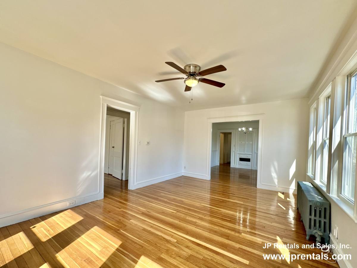 Apartment for rent at 14 Hooper St #1 Co, Dorchester Center, MA 02124