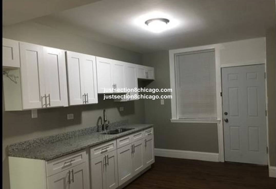 Apartment for rent at 7310 S Stewart, Chicago, IL 60621