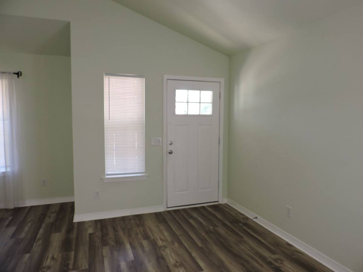 House for rent at 508 E Gonzalez St, Pensacola, FL 32503