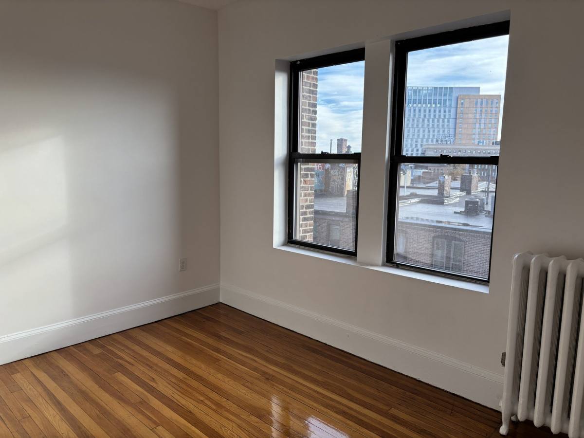 Apartment for rent at 38 Westland Ave, Boston, MA 02115