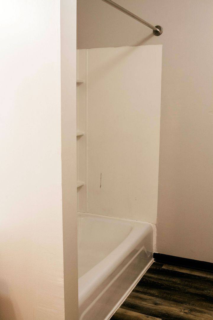 Apartment for rent at 425 Ny Ave, Creston, IA 50801