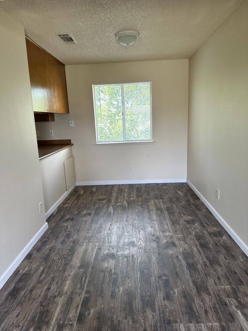 Apartment for rent at 141 Warthan St, Coalinga, CA 93210