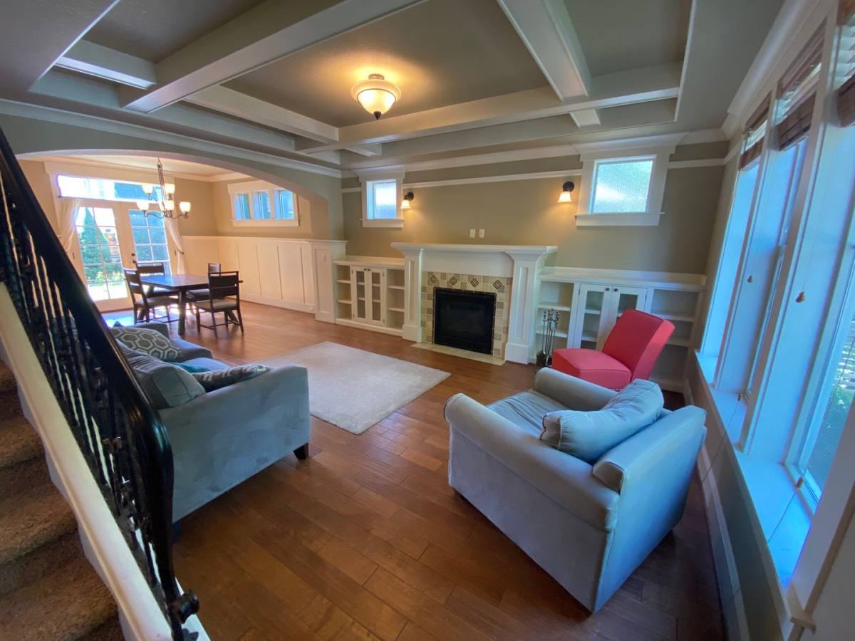 Apartment for rent at 6916 N McKenna Ave, Portland, OR 97203