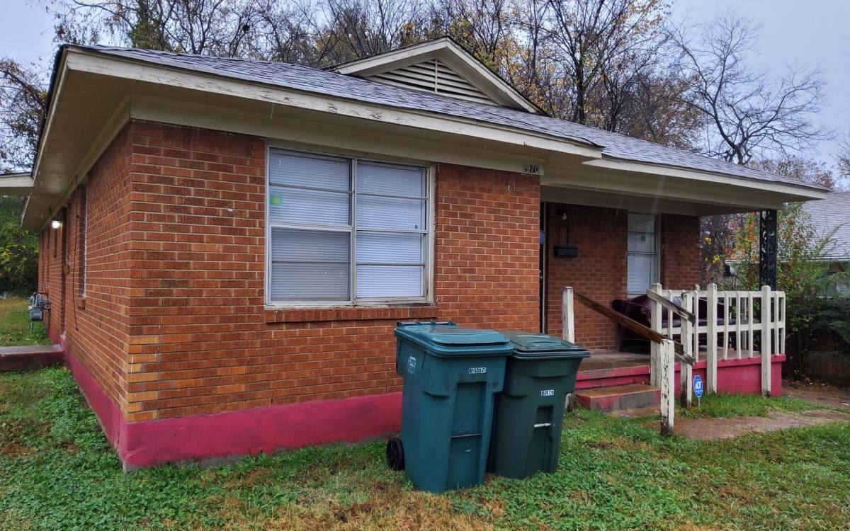 Townhouse for rent at 2970 Hale Ave, Memphis, TN 38112