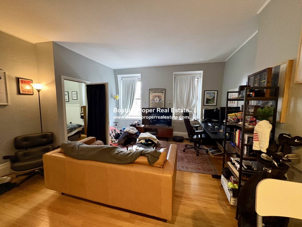 Apartment for rent at 177 Marlborough #9, Boston, MA 02116