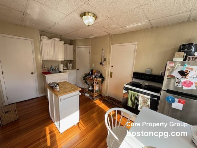 Apartment for rent at 23 Charter St #4, Boston, MA 02113