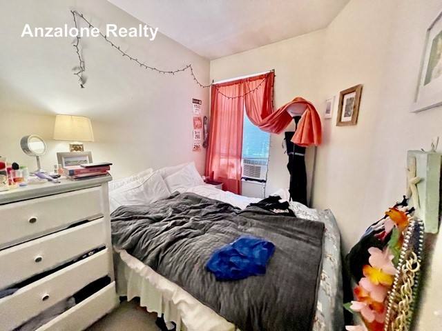 House for rent at 17 Thacher St #3, Boston, MA 02113