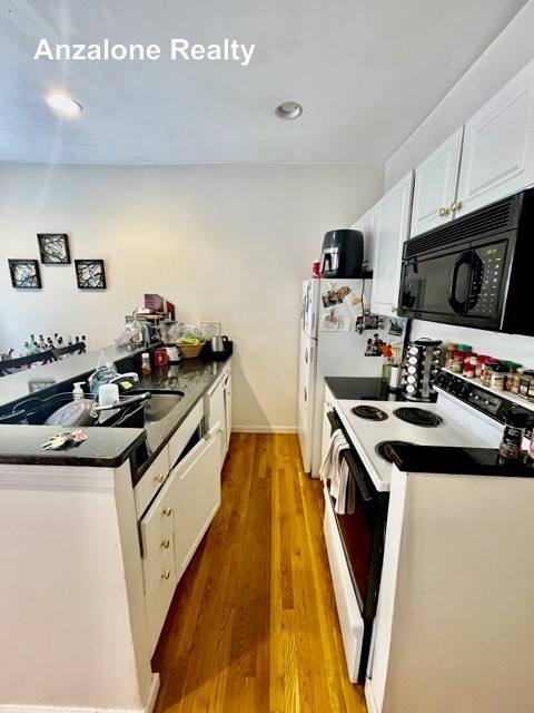House for rent at 17 Thacher St #3, Boston, MA 02113