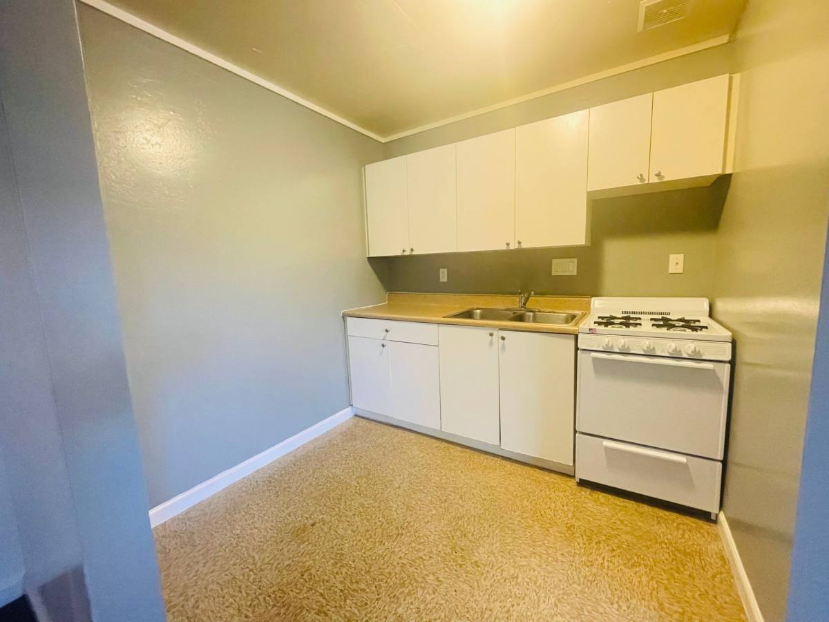 Apartment for rent at 2601 Fremont St, Bakersfield, CA 93304