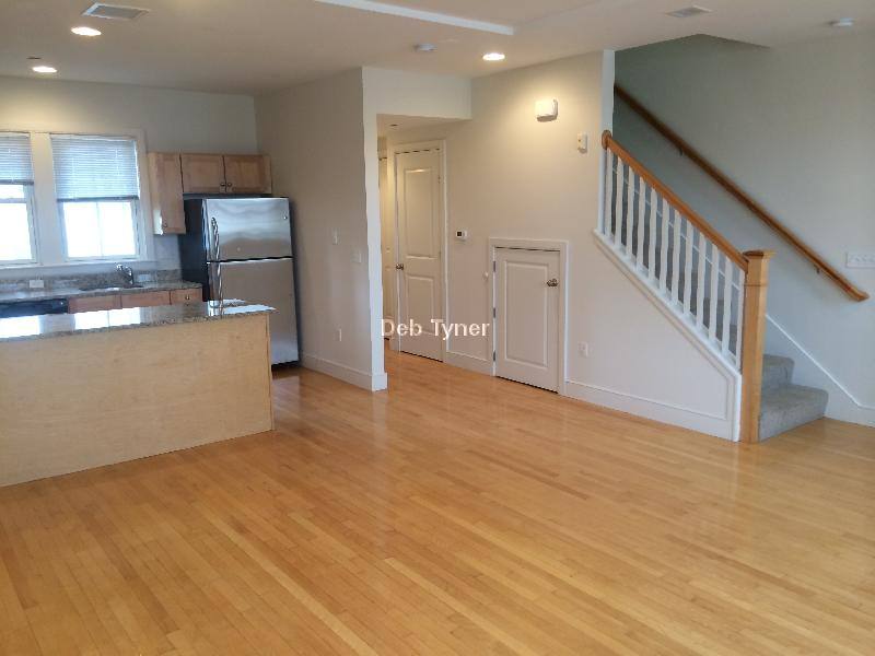 Townhouse for rent at 111 Second St #P10, Cambridge, MA 02141