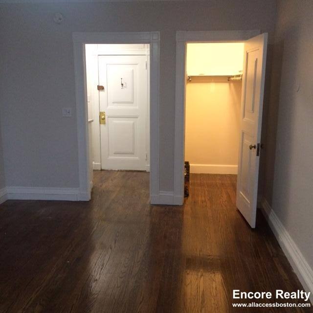 Apartment for rent at 91 Westland Ave #215, Boston, MA 02115