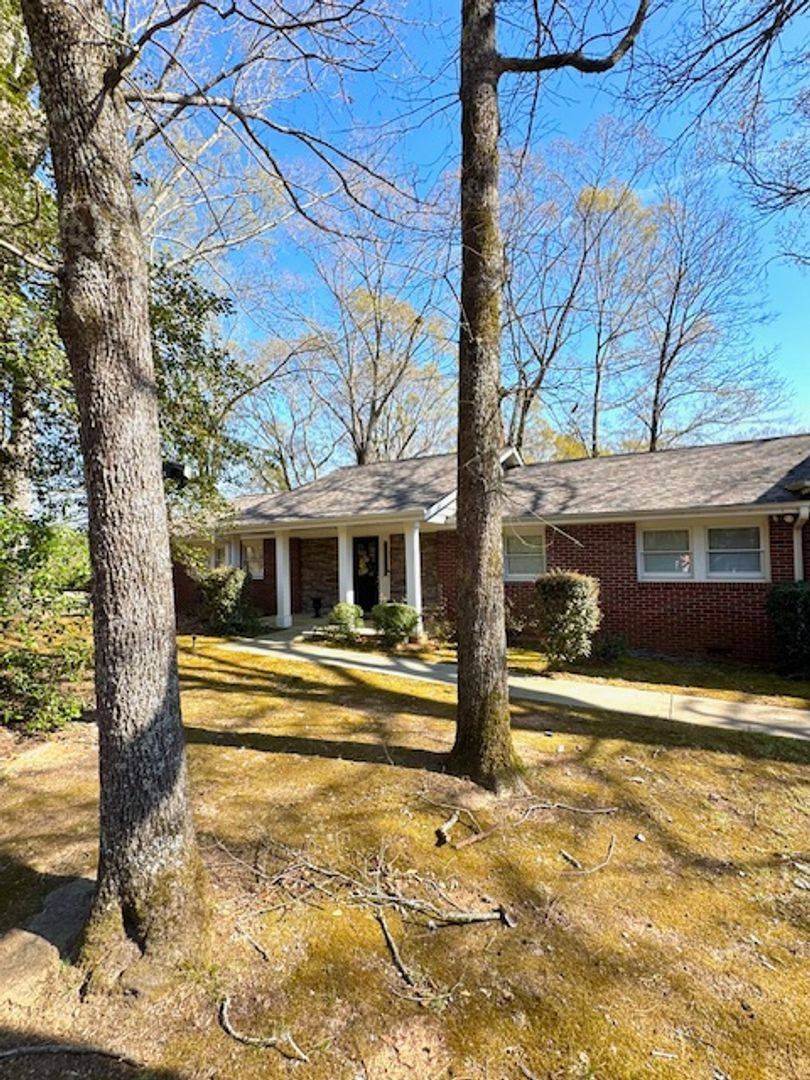 House for rent at 1380 Chestnut Hill Rd, Athens, GA 30606