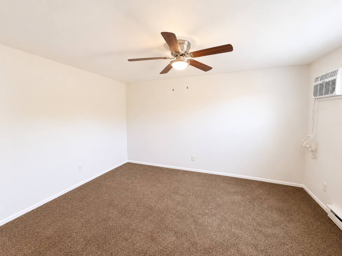 Apartment for rent at 18 Beth Lane, Hamilton, OH 45013