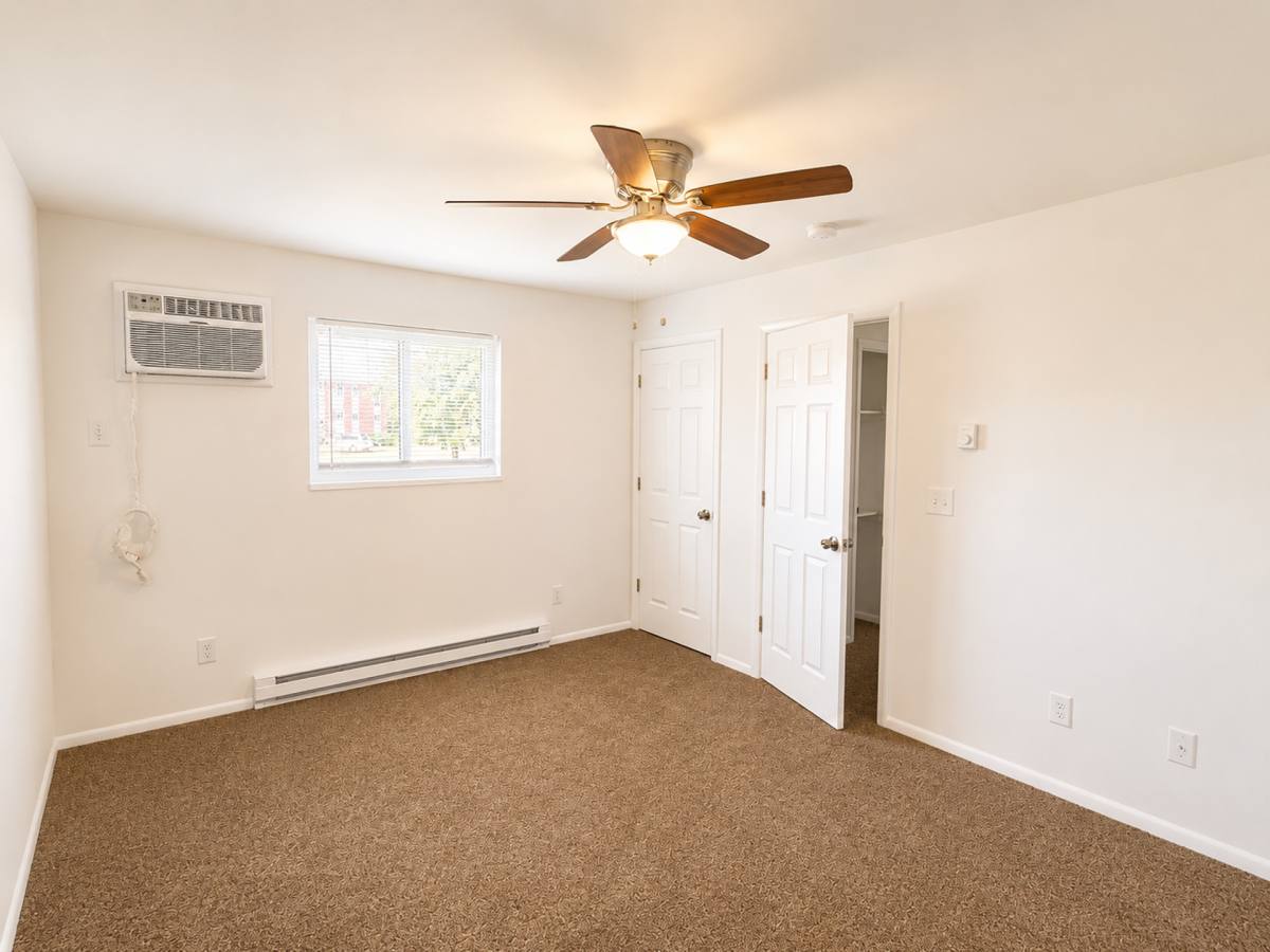 Apartment for rent at 18 Beth Lane, Hamilton, OH 45013