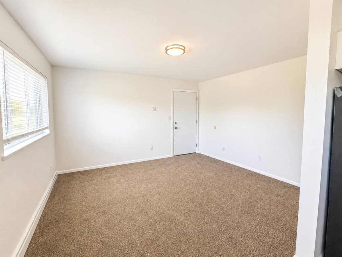 Apartment for rent at 18 Beth Lane, Hamilton, OH 45013
