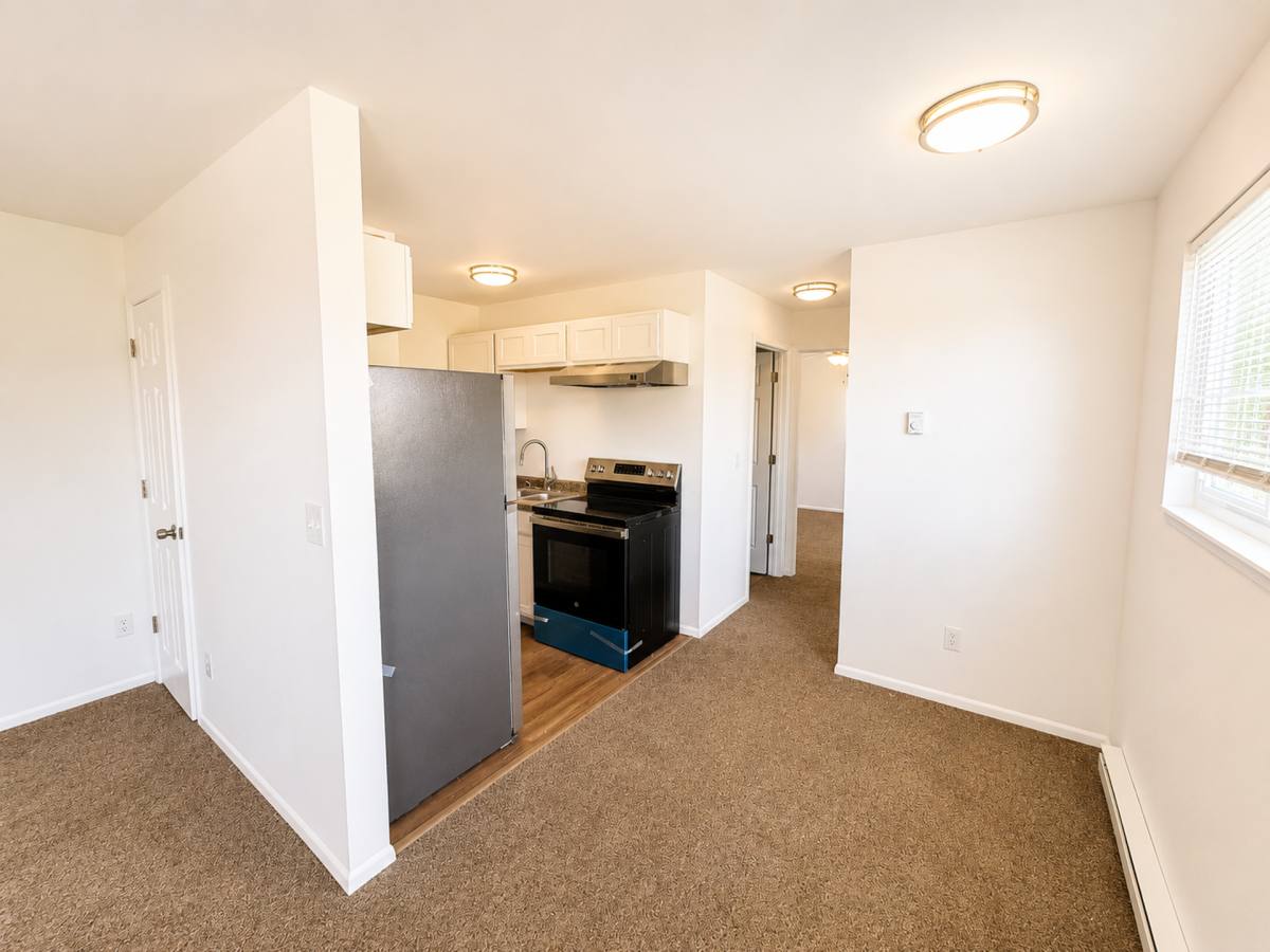 Apartment for rent at 18 Beth Lane, Hamilton, OH 45013