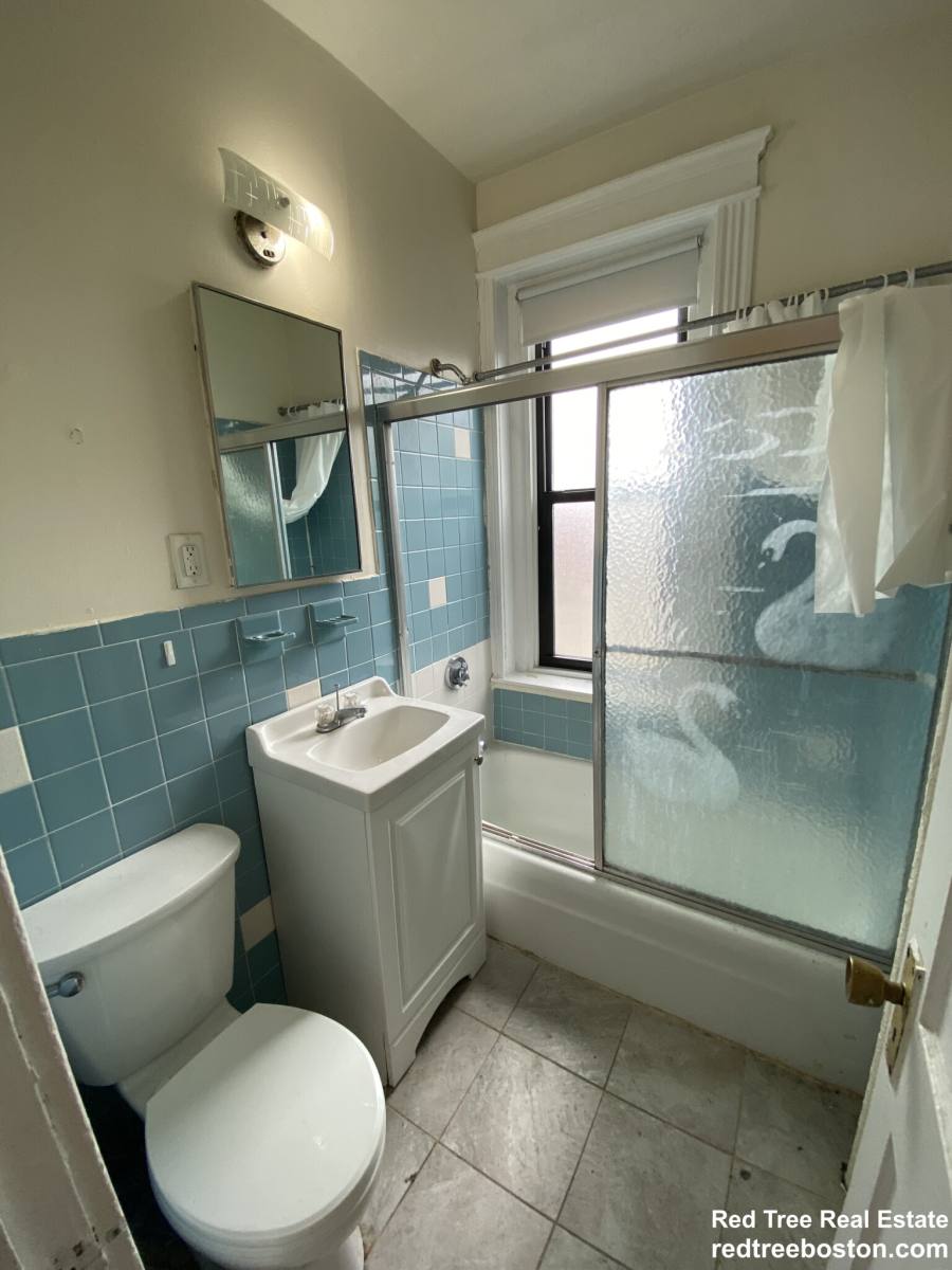 Apartment for rent at 1152 Commonwealth Ave #43, Allston, MA 02134