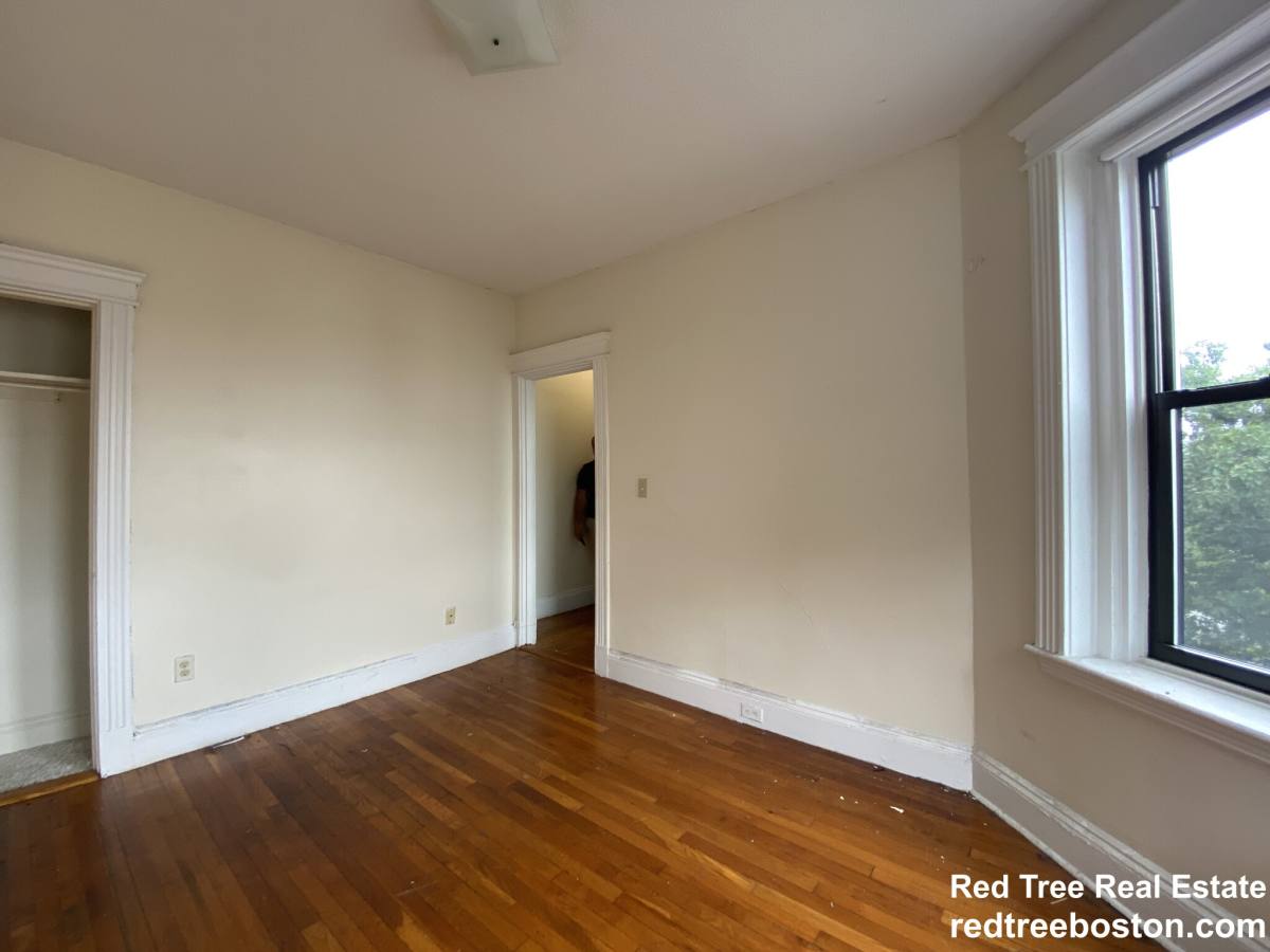 Apartment for rent at 1152 Commonwealth Ave #43, Allston, MA 02134