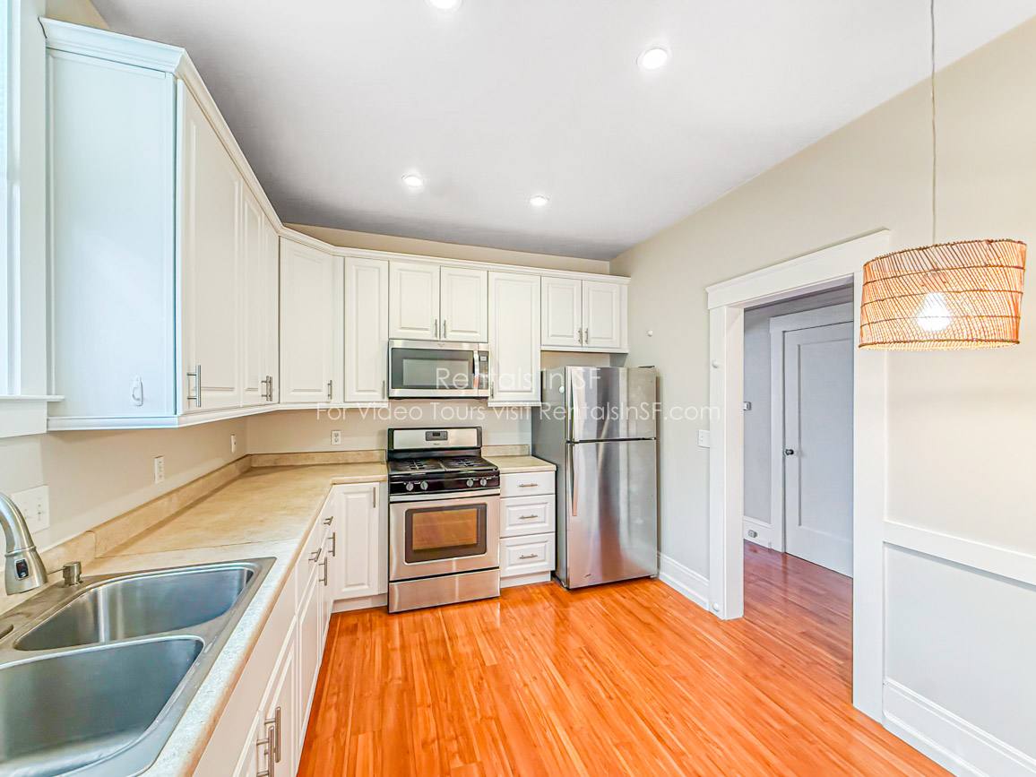 Apartment for rent at 1924 Cabrillo St #1, San Francisco, CA 94121