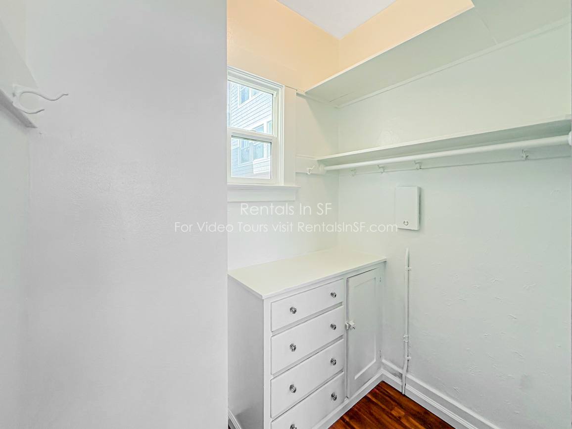 Apartment for rent at 1924 Cabrillo St #1, San Francisco, CA 94121