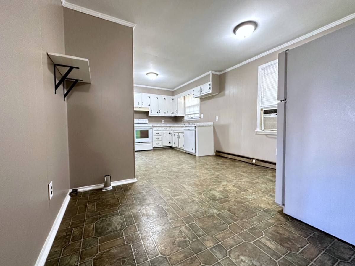 House for rent at 1815 E 7th St, Hopkinsville, KY 42240