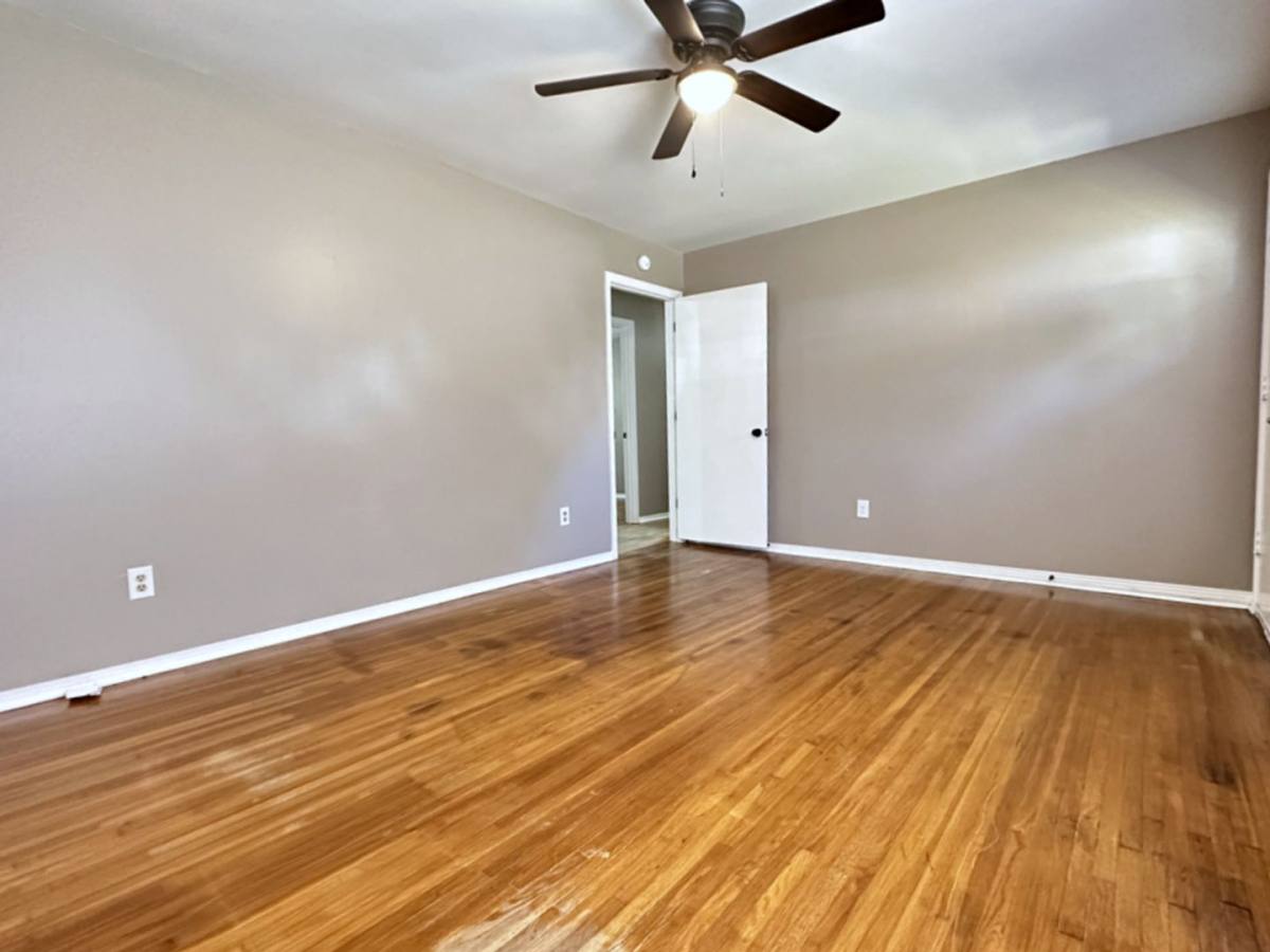 House for rent at 1815 E 7th St, Hopkinsville, KY 42240