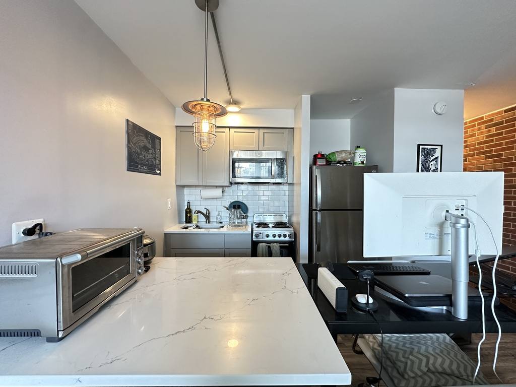 Apartment for rent at 2012 Orleans #C7, Chicago, IL 60614