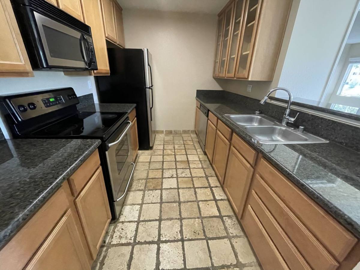 Condo for rent at 7120 Shoreline Dr, San Diego, CA 92122