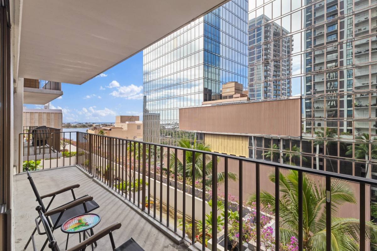 Condo for rent at 225 Queen St, Honolulu, HI 96813