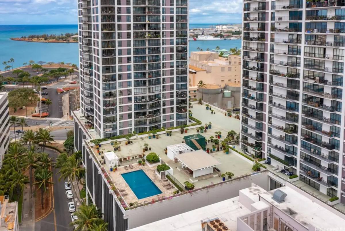 Condo for rent at 225 Queen St, Honolulu, HI 96813