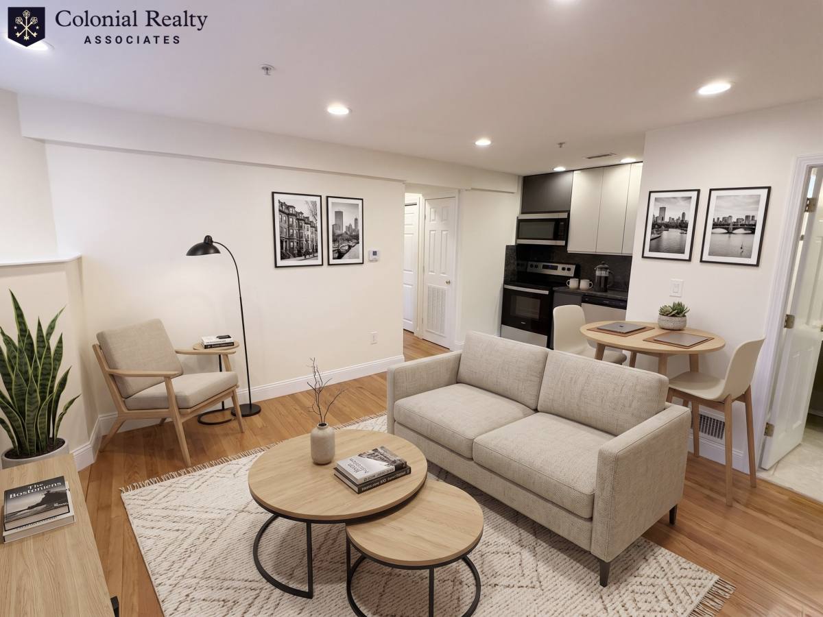 Apartment for rent at 1801 Beacon St #1, Brookline, MA 02445