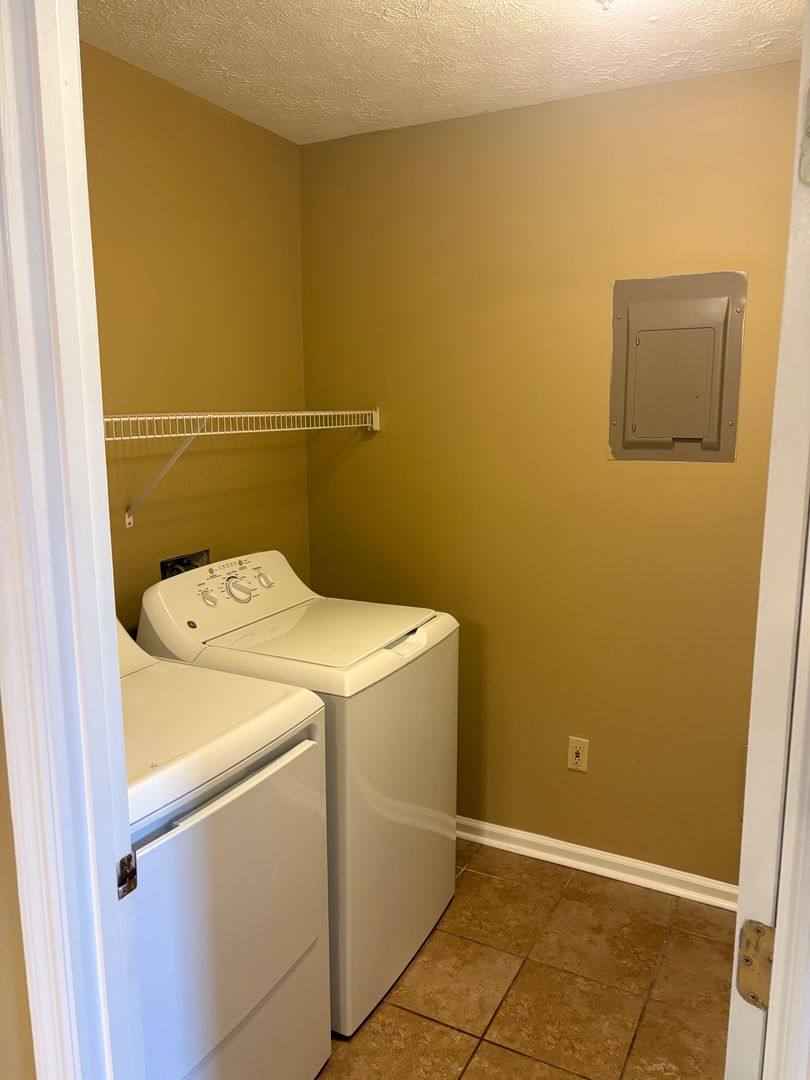 Apartment for rent at 1021 Brandy Lane, Richmond, KY 40475