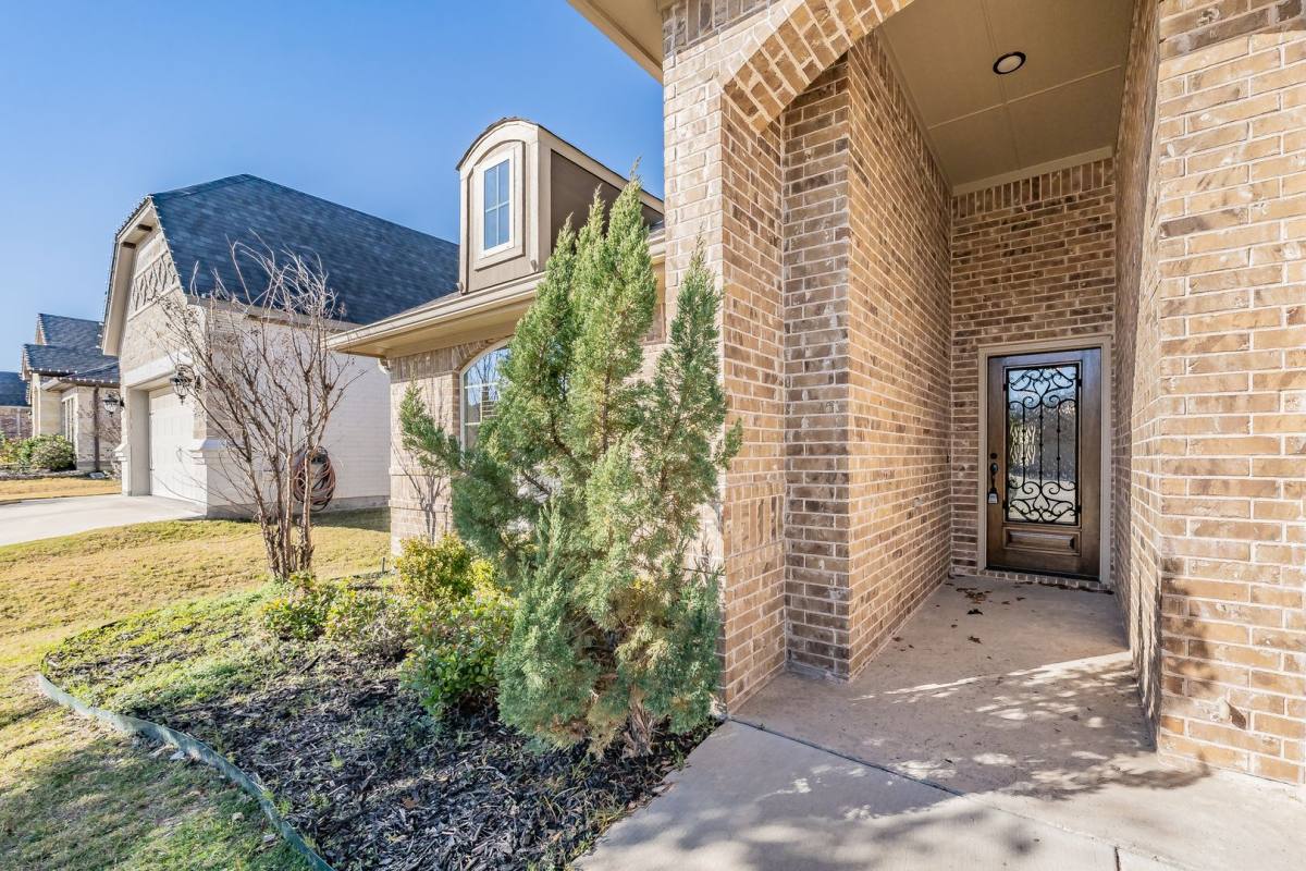 House for rent at 1625 Town Creek Circle, Weatherford, TX 76086
