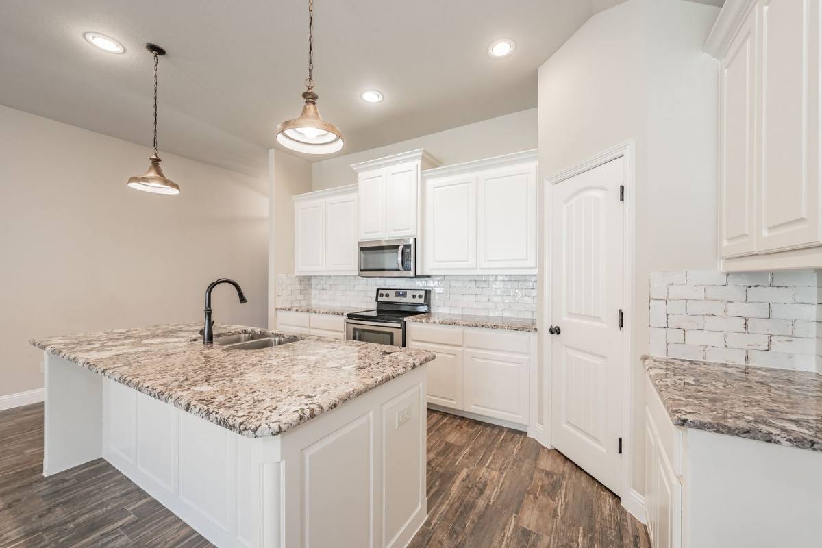 House for rent at 1625 Town Creek Circle, Weatherford, TX 76086