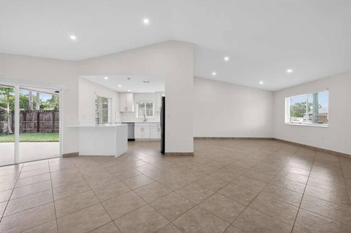 House for rent at 1329 SW 151st Way, Fort Lauderdale, FL 33326