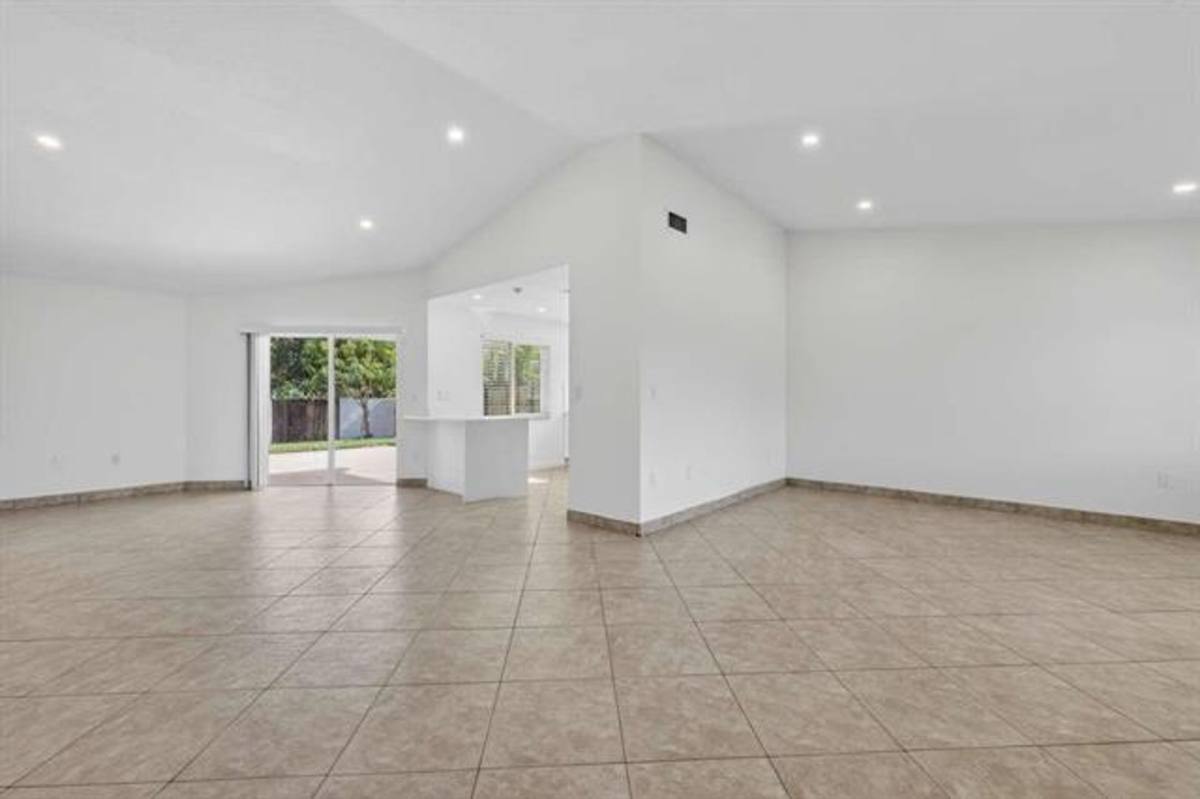 House for rent at 1329 SW 151st Way, Fort Lauderdale, FL 33326