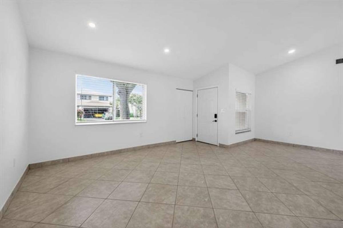 House for rent at 1329 SW 151st Way, Fort Lauderdale, FL 33326
