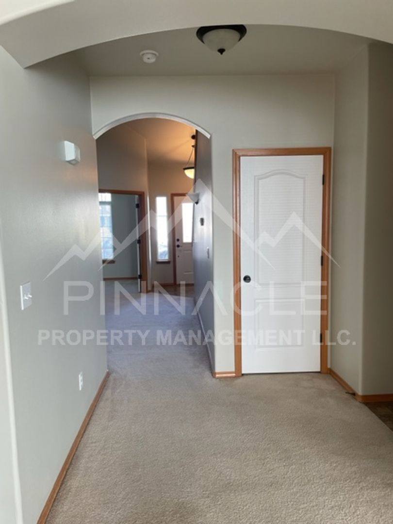 House for rent at 1808 Clearview Dr, Ellensburg, WA 98926
