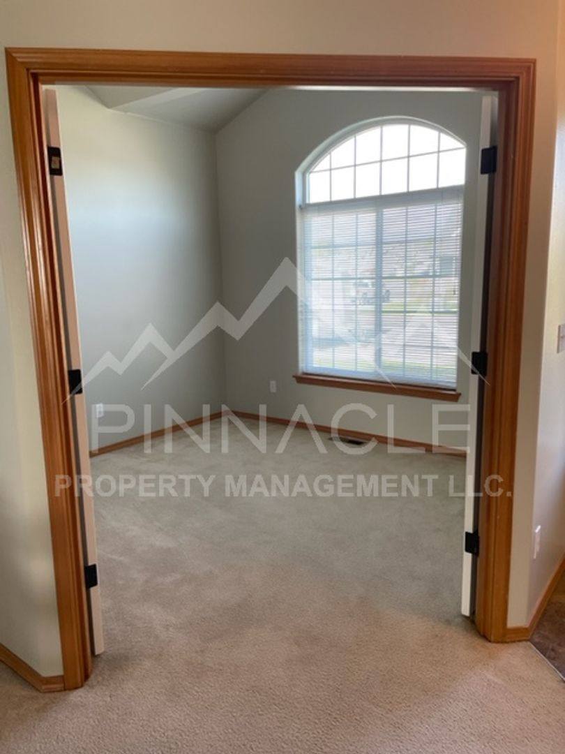 House for rent at 1808 Clearview Dr, Ellensburg, WA 98926