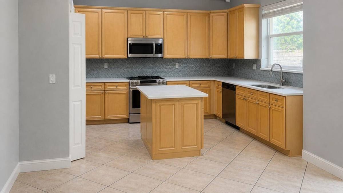 House for rent at 3945 Torres Circle, West Palm Beach, FL 33409