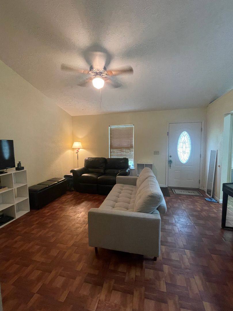 House for rent at 265 Osprey Dr, Richmond Hill, GA 31324