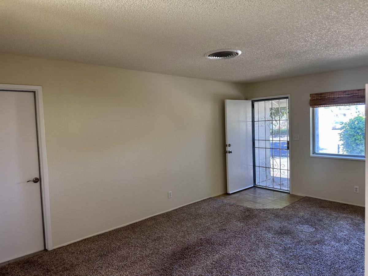 House for rent at 3257 Daisy St, Anderson, CA 96007