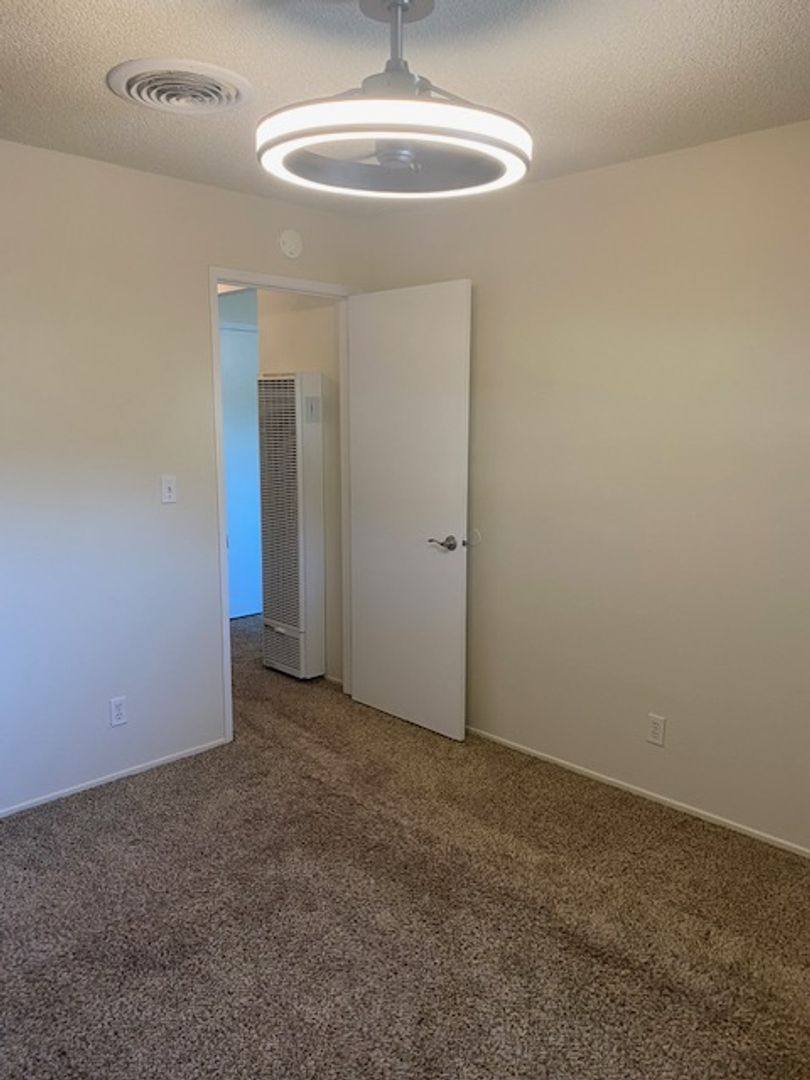 House for rent at 3257 Daisy St, Anderson, CA 96007