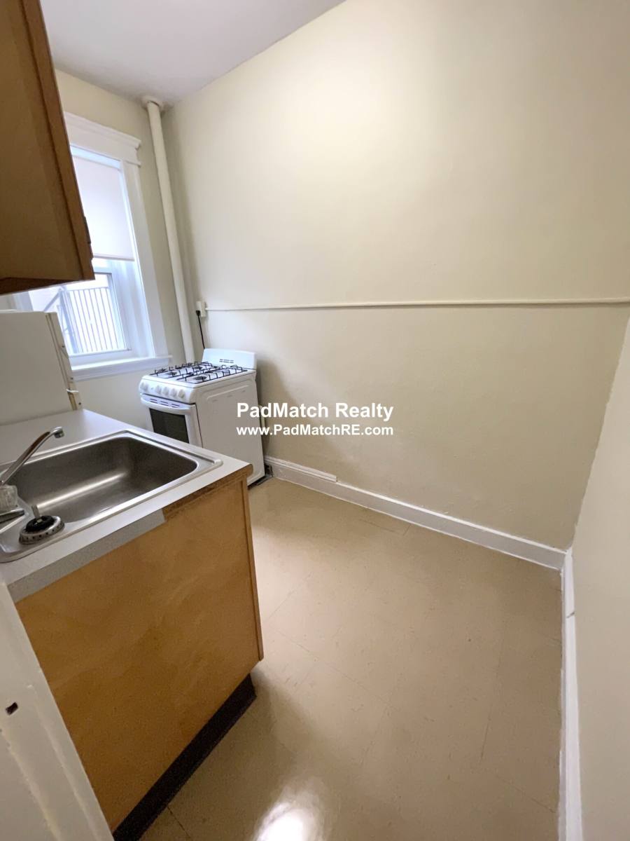 Apartment for rent at 225 Kelton St #9, Allston, MA 02134