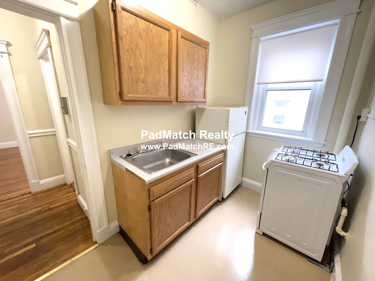 Apartment for rent at 225 Kelton St #9, Allston, MA 02134
