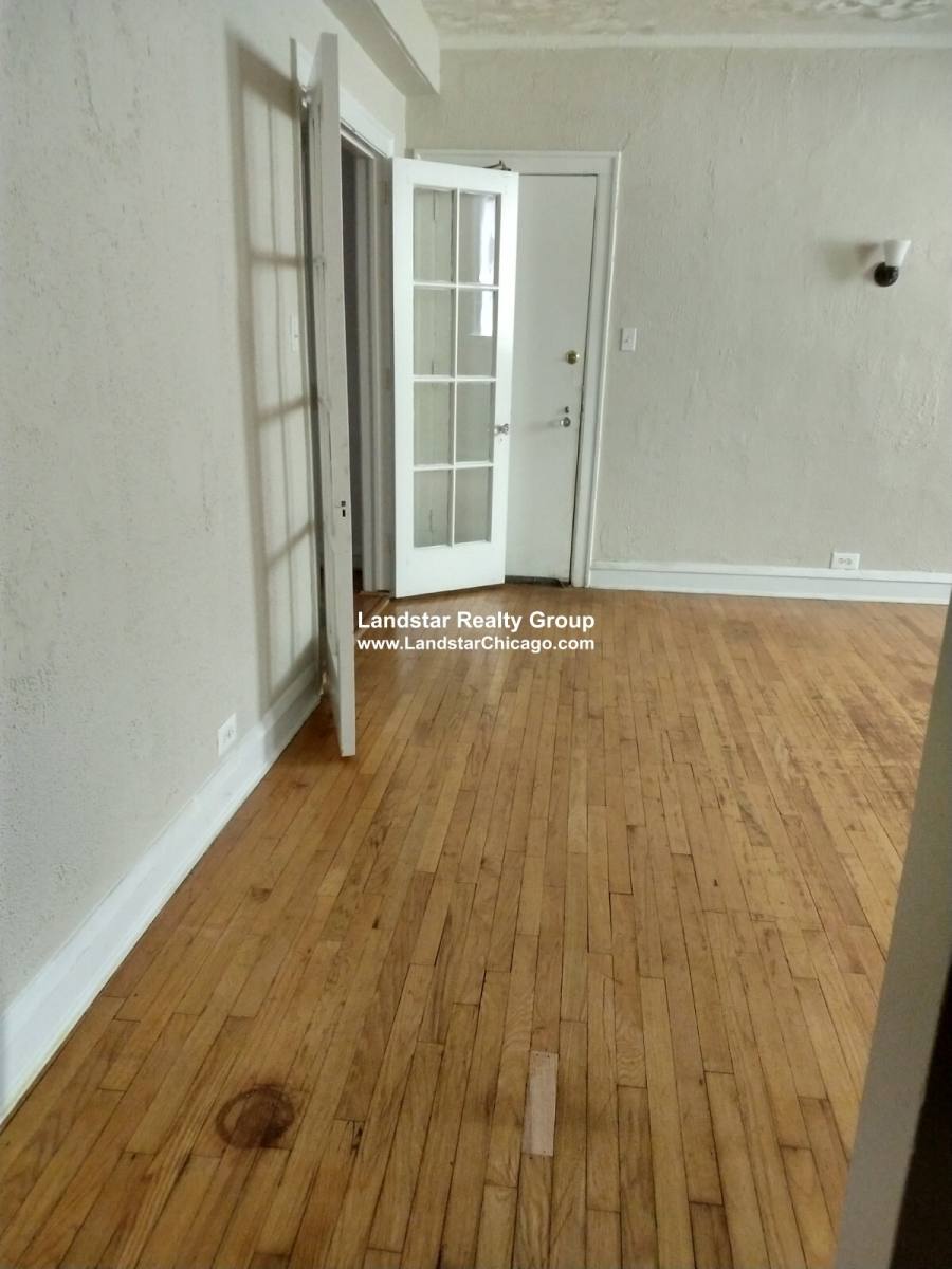 Apartment for rent at 911 Elmwood #G, Evanston, IL 60202