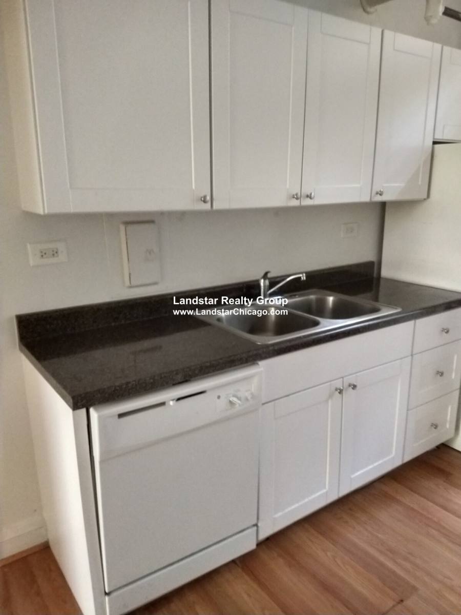 Apartment for rent at 911 Elmwood #G, Evanston, IL 60202