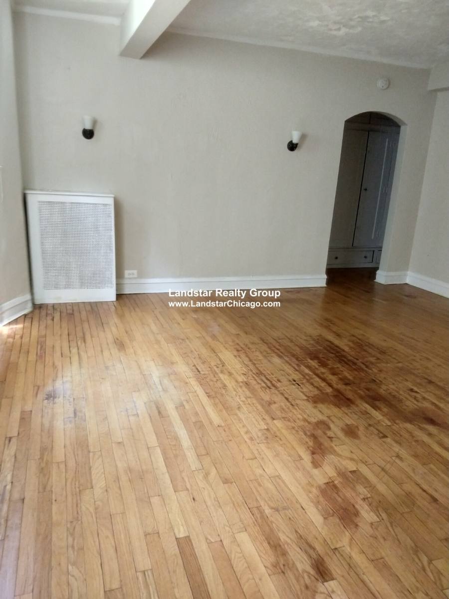 Apartment for rent at 911 Elmwood #G, Evanston, IL 60202