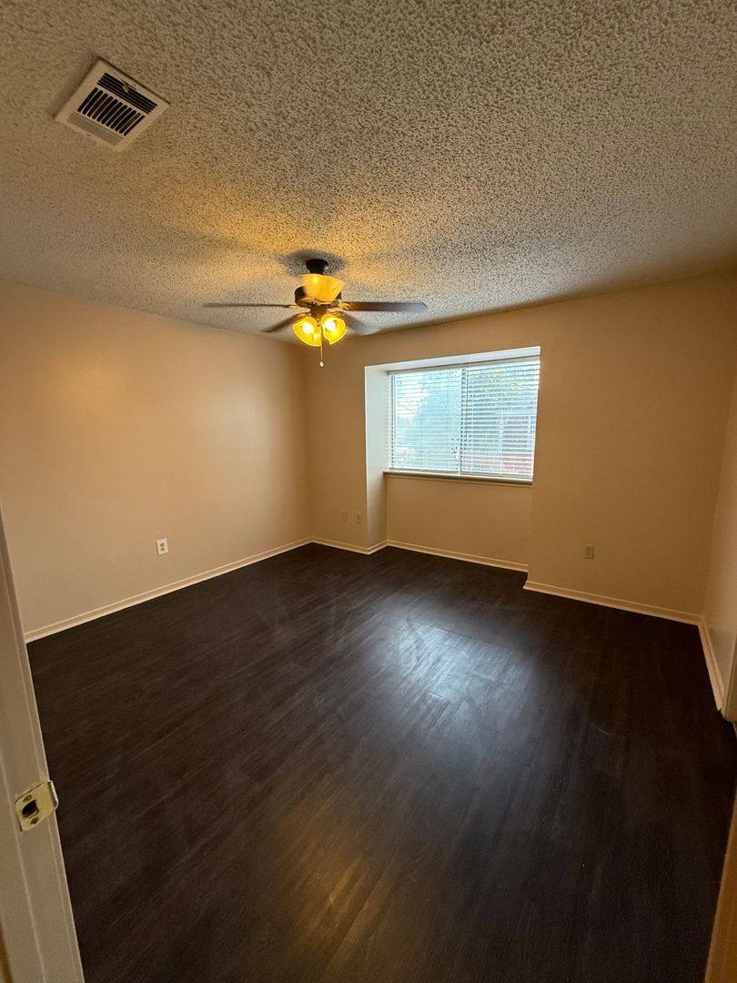 Townhouse for rent at 8911-8921 Gsri Ave, Baton Rouge, LA 70810