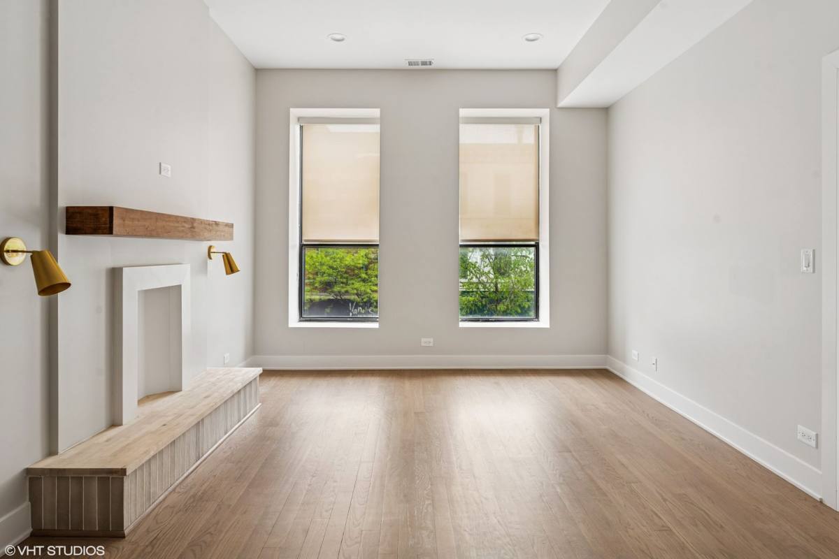 Apartment for rent at 2119 N Clark St #2F, Chicago, IL 60614